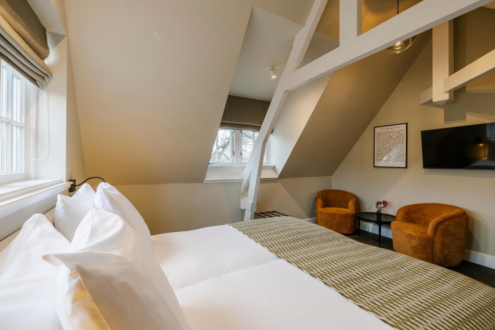 Hotel Блумендал Екстериор снимка