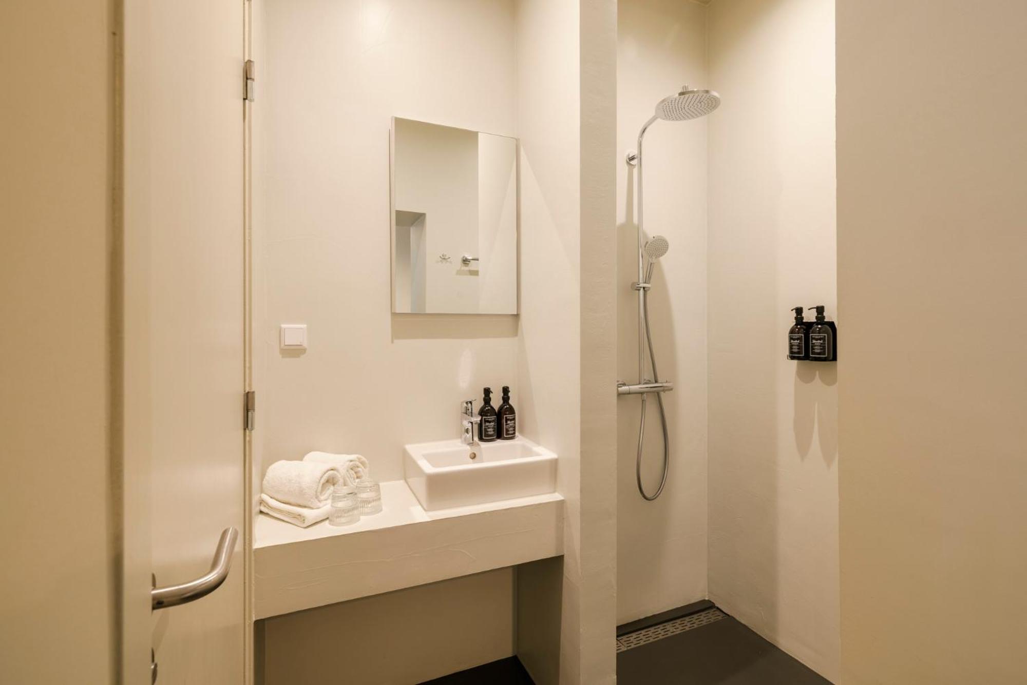 Hotel Блумендал Екстериор снимка