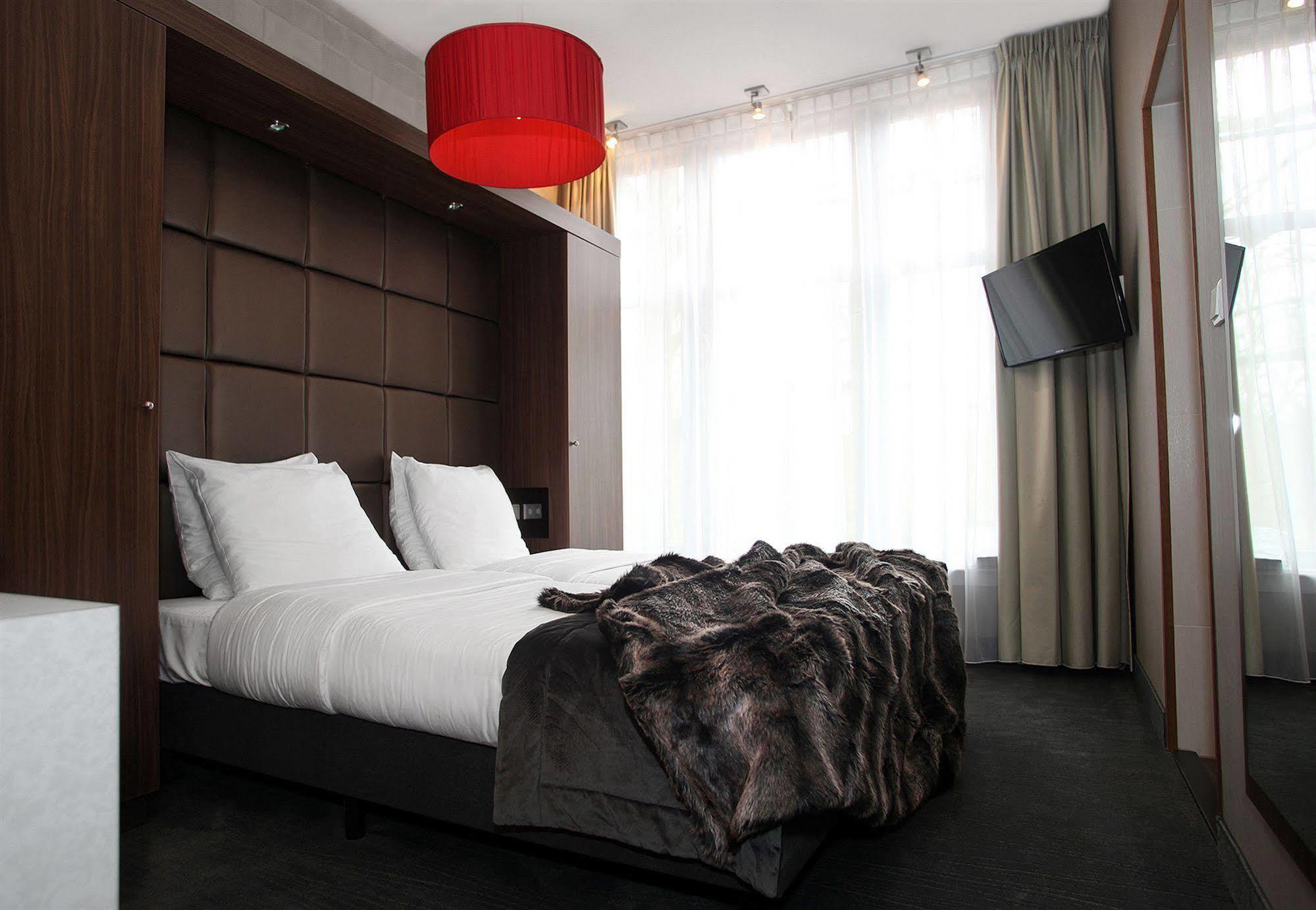 Hotel Блумендал Екстериор снимка