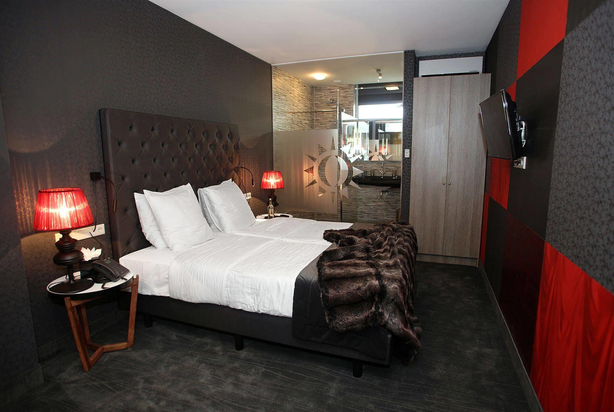 Hotel Блумендал Екстериор снимка