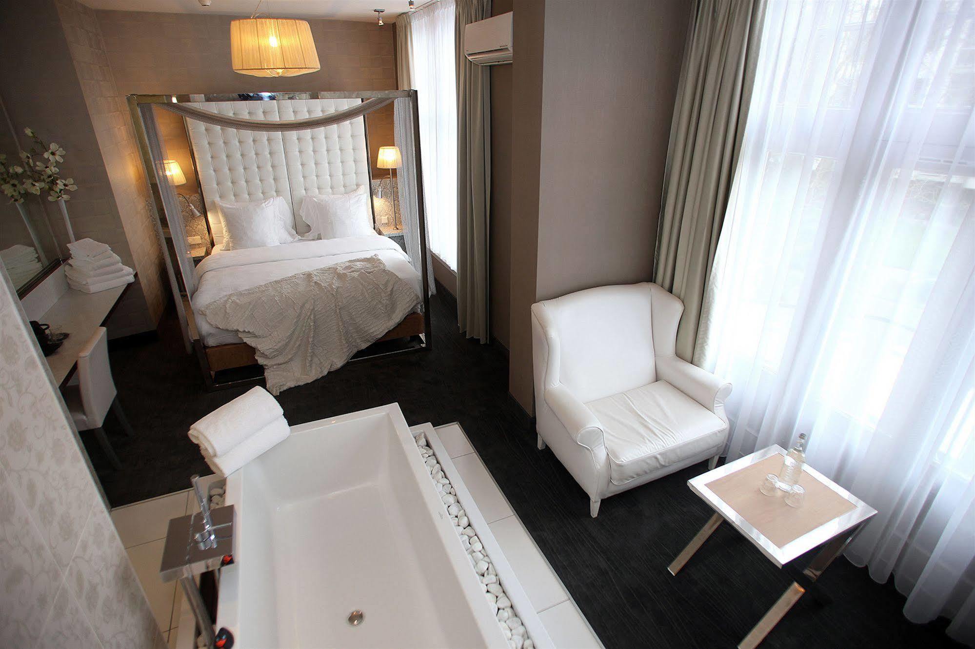 Hotel Блумендал Екстериор снимка